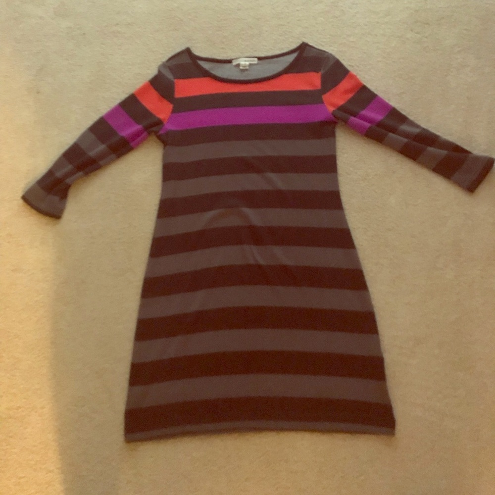 EUC! Comfy striped dress- Perfect for Fall! Size M - Picture 2 of 4